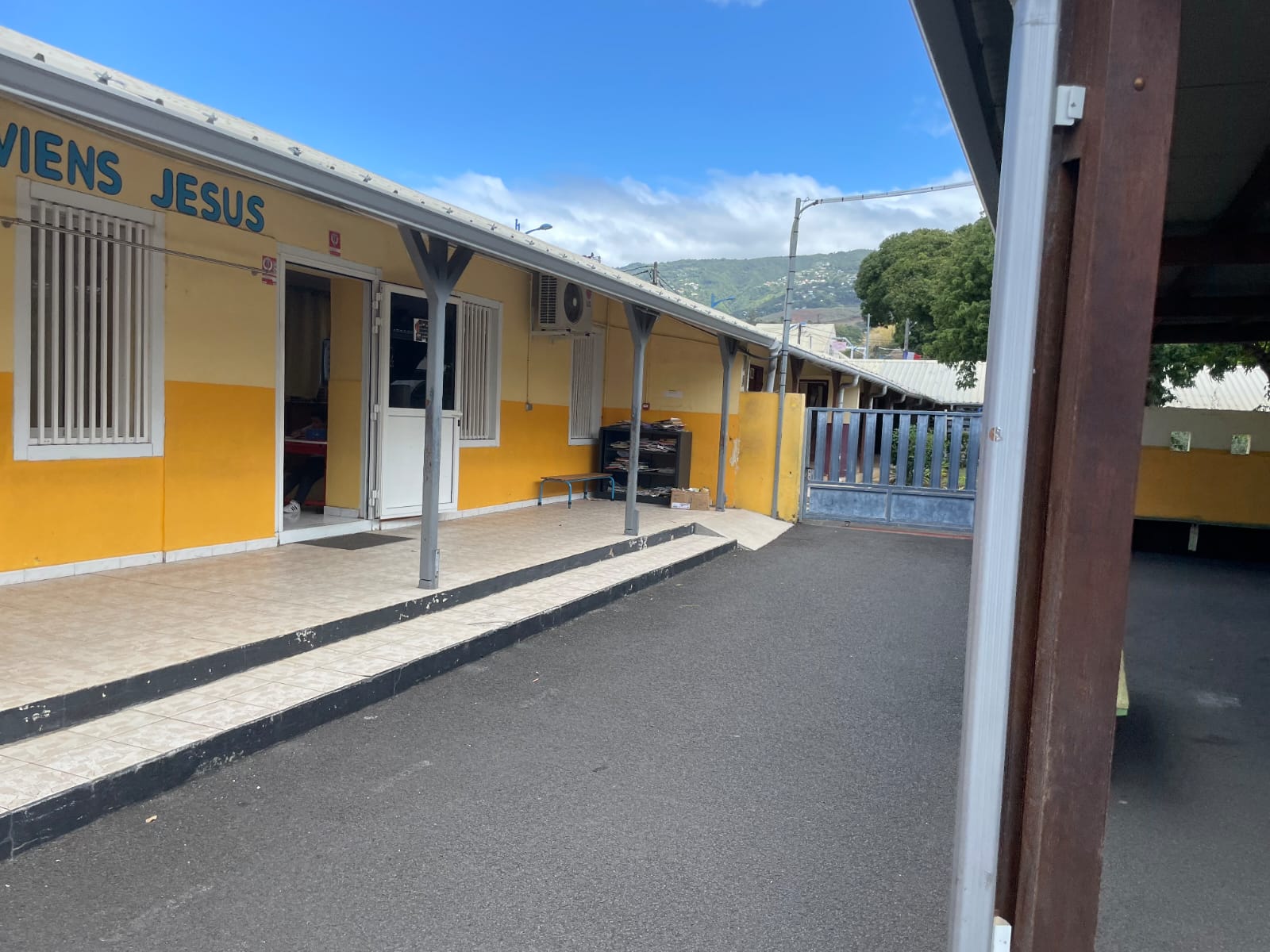 Chantier peinture : Ecole Sainte Madeleine